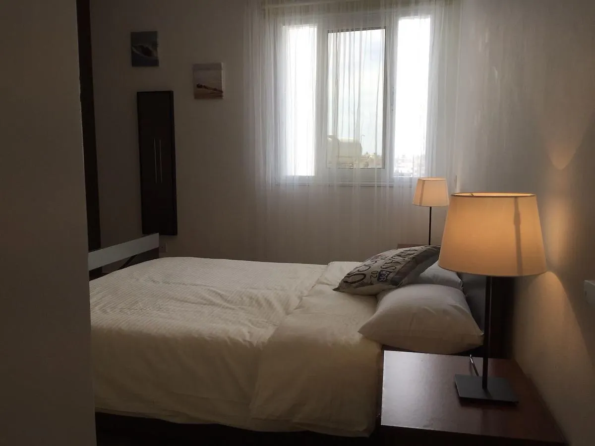 Aetius Apartments Λάρνακα