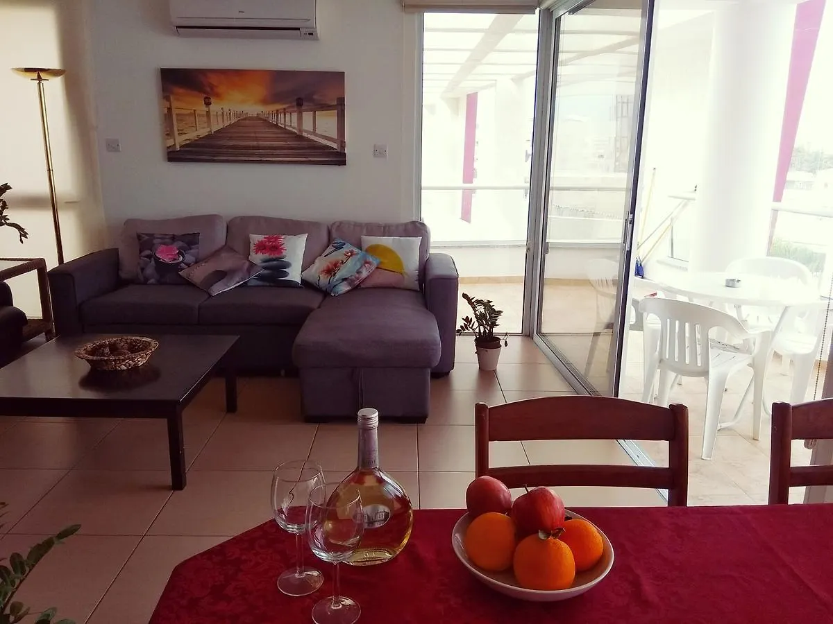 Aetius Apartments Λάρνακα