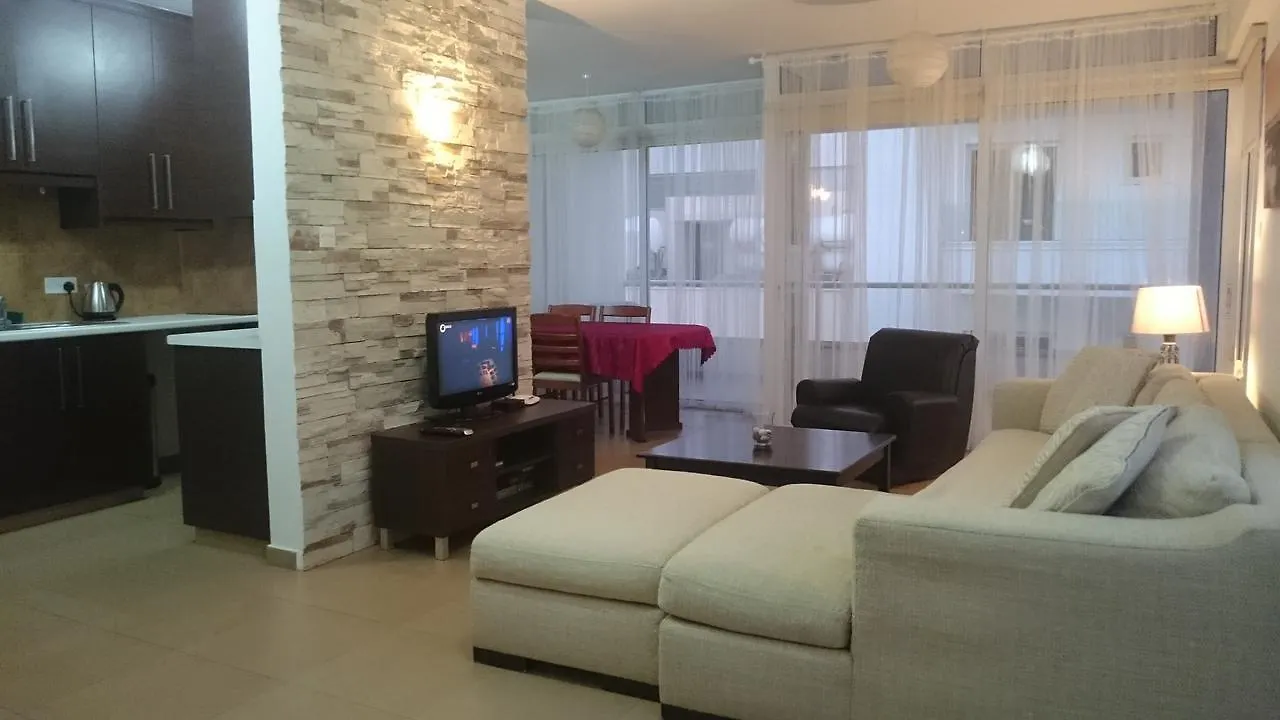Aetius Apartments Λάρνακα